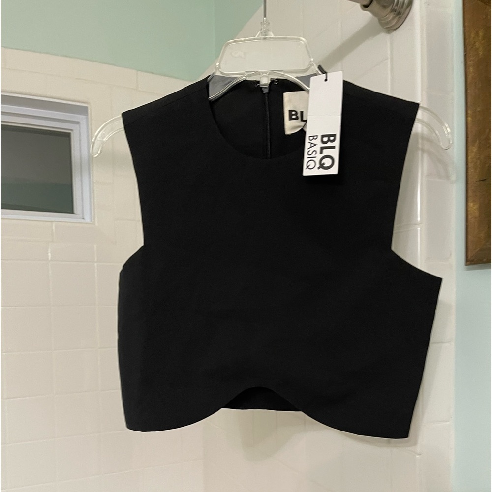 Fabulous Nasty Gal BLQ cut out cropped tank top/ blouse size O